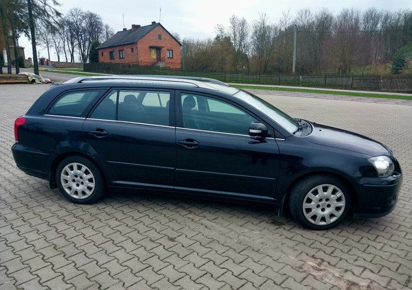 Toyota Avensis cena 9000 przebieg: 378000, rok produkcji 2007 z Garwolin małe 11